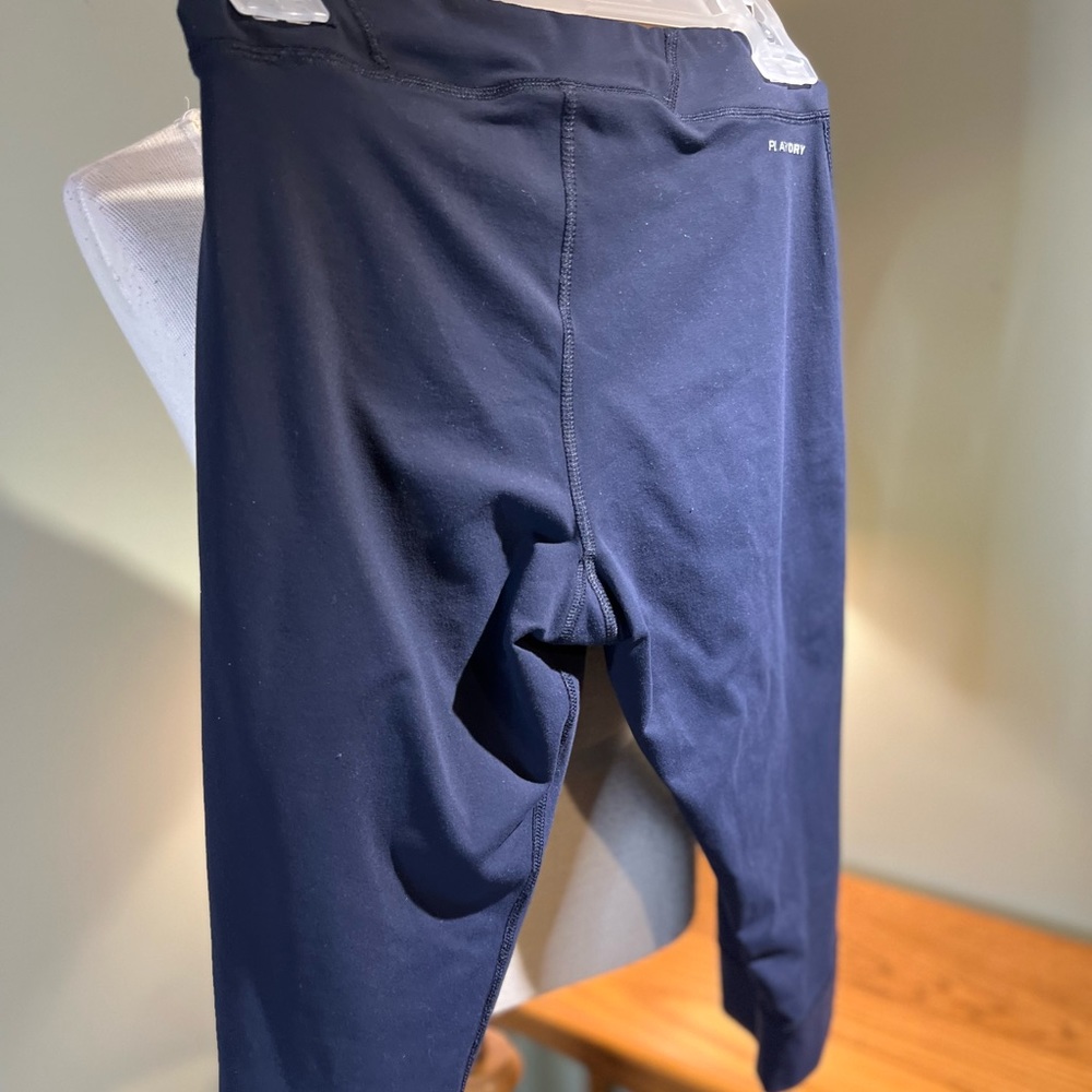 Small Navy Reebok Capris - Picture 6 of 6